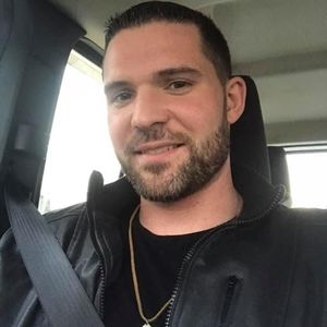 Meet your Posher, Travis